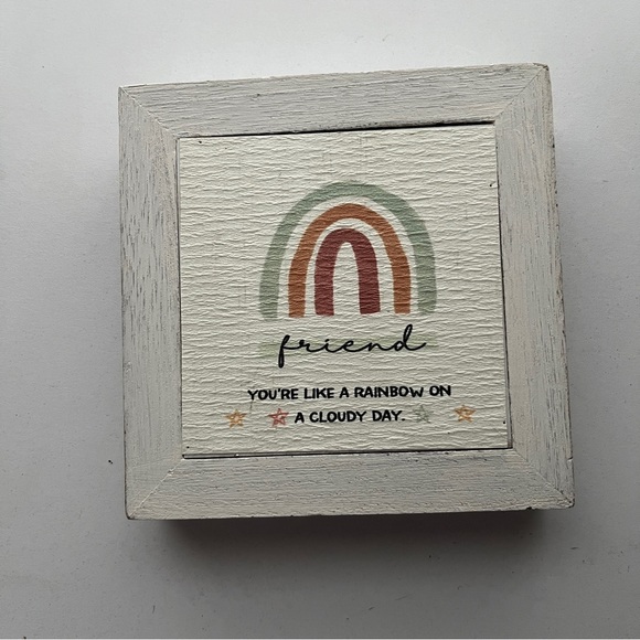 Hallmark Friend Wooden Wall Box Sign NWT - Picture 2 of 8